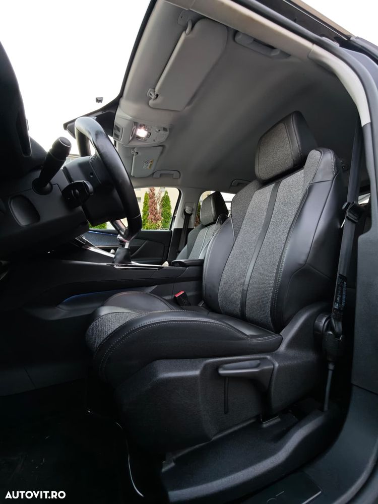 Peugeot 3008 1.2 PureTech Turbo S&S Allure - 11