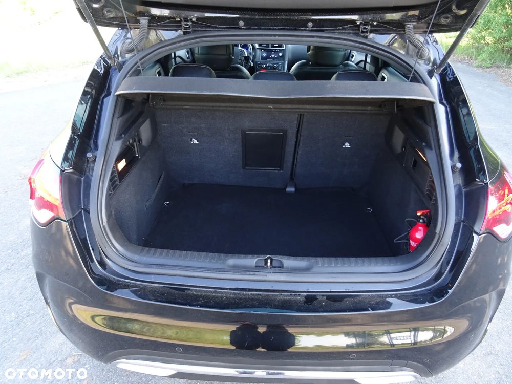 Citroën DS4 1.6 e-HDi SoChic MCP - 8