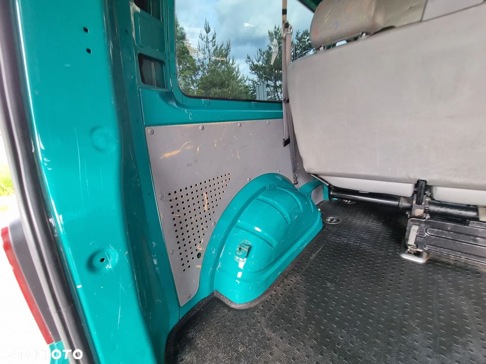 Volkswagen Transporter L2H1 - 18