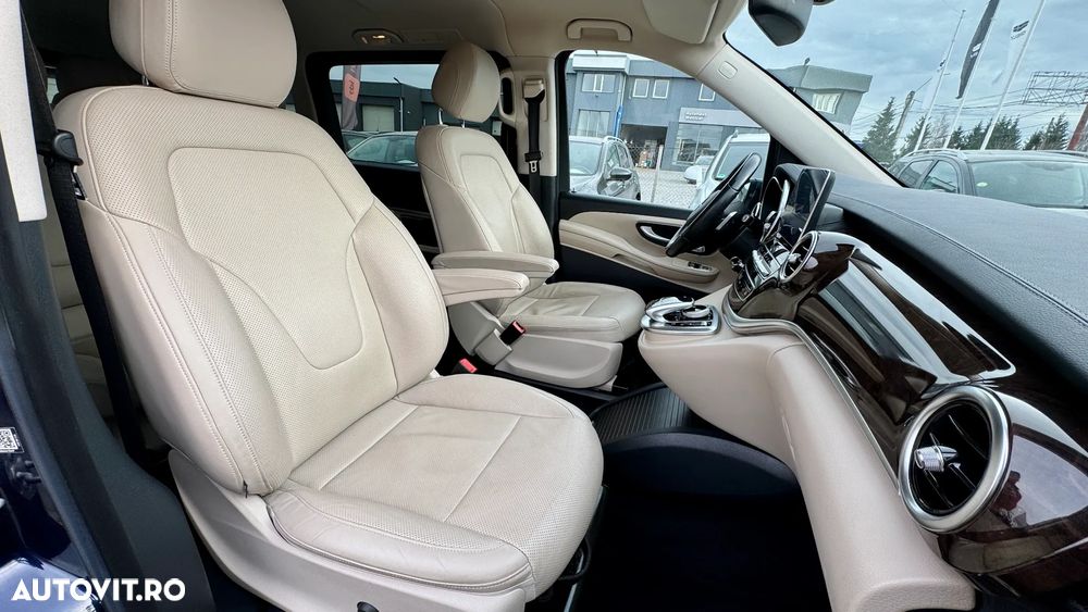 Mercedes-Benz V 250 (BlueTEC) d lang 4Matic 7G-TRONIC Avantgarde Edition - 31