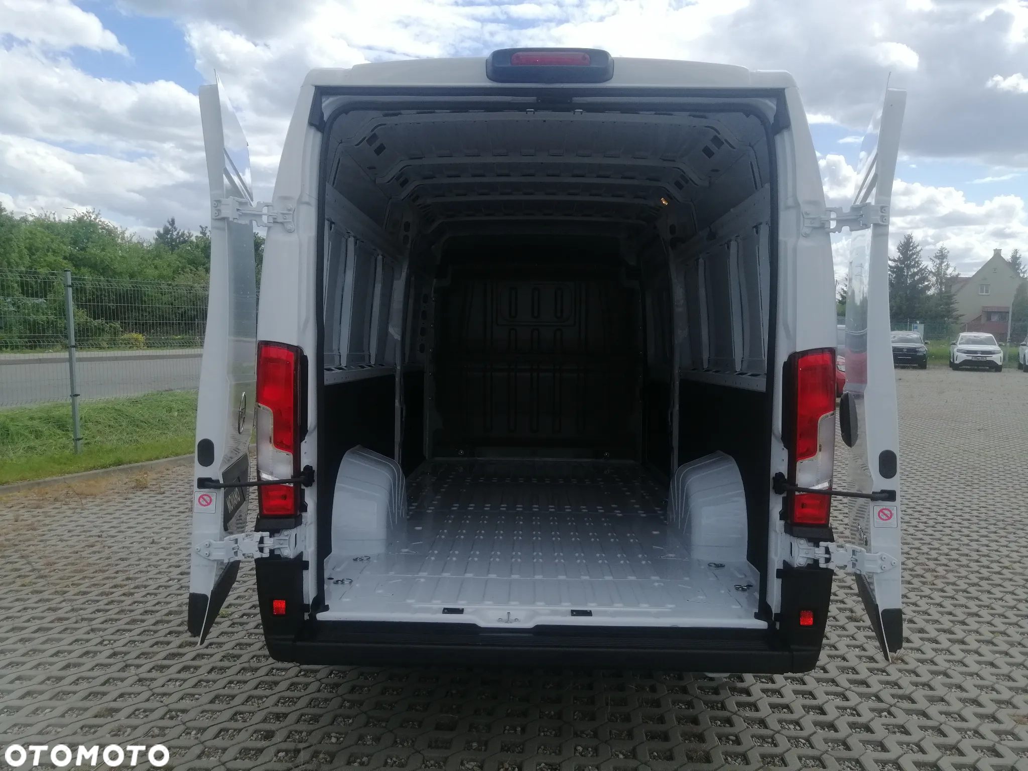 Opel Movano L4H2 - 8