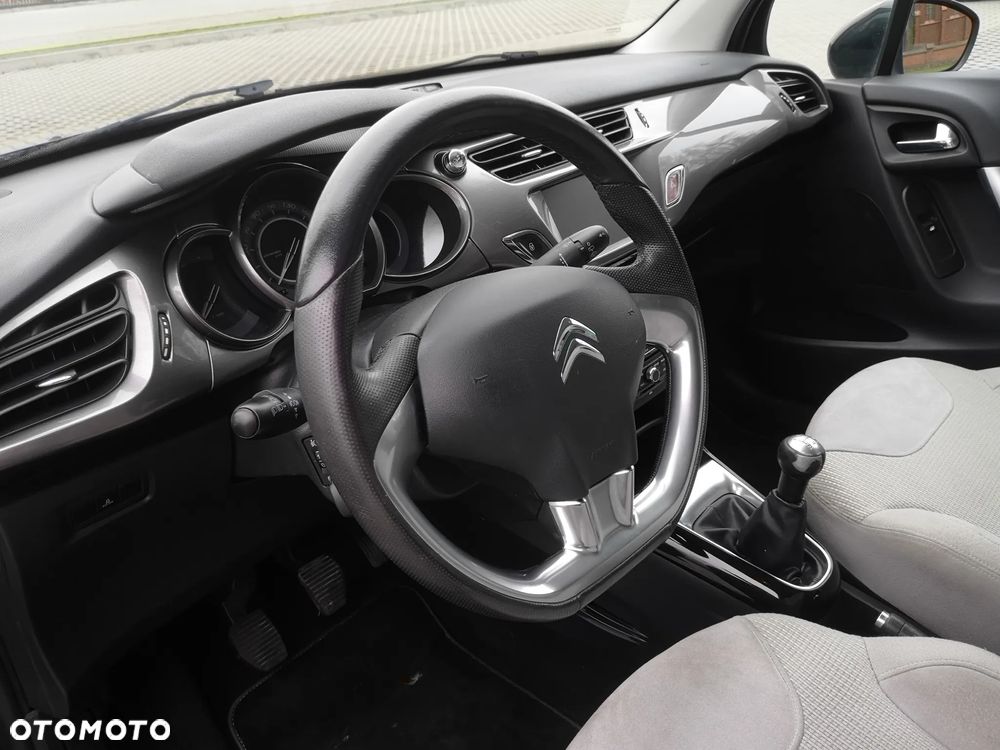 Citroën C3 VTi 120 Exclusive - 30