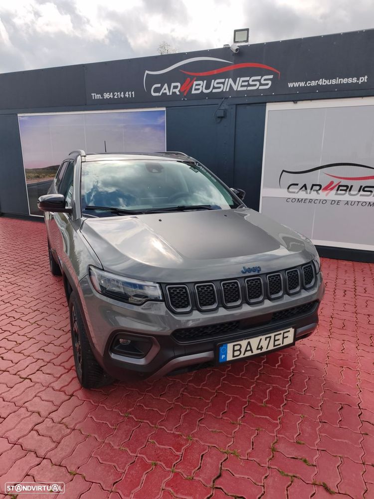 Jeep Compass - 2