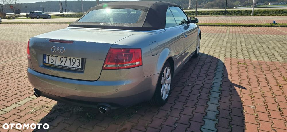 Audi A4 Cabrio 1.8 T multitronic - 12