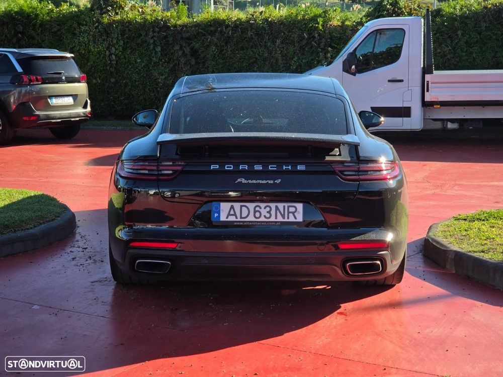 Porsche Panamera 4 E-Hybrid — photo 4