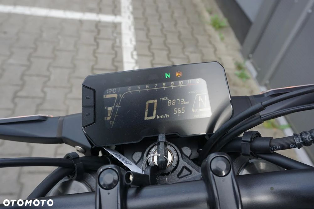 Honda CB - 15