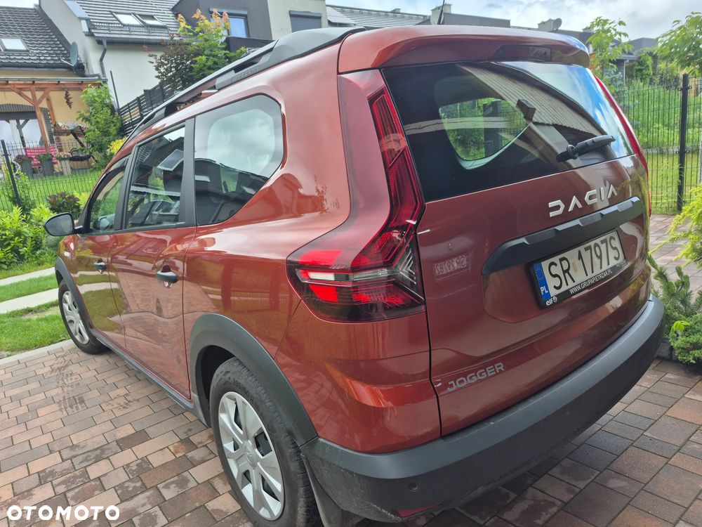 Dacia Jogger 1.0 TCe Essential 7os - 8