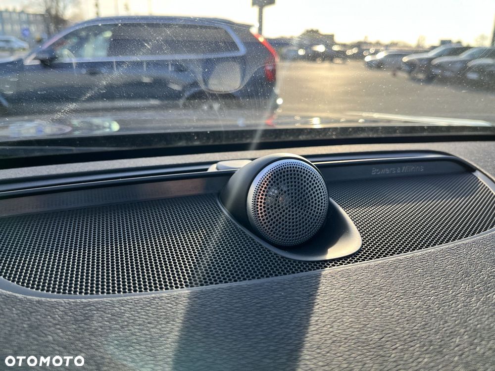 Volvo V90 Cross Country - 26