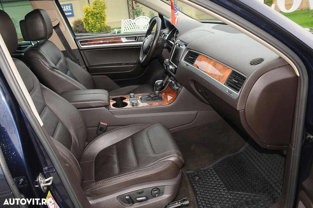 Volkswagen Touareg 3.0 V6 TDI BMT - 17