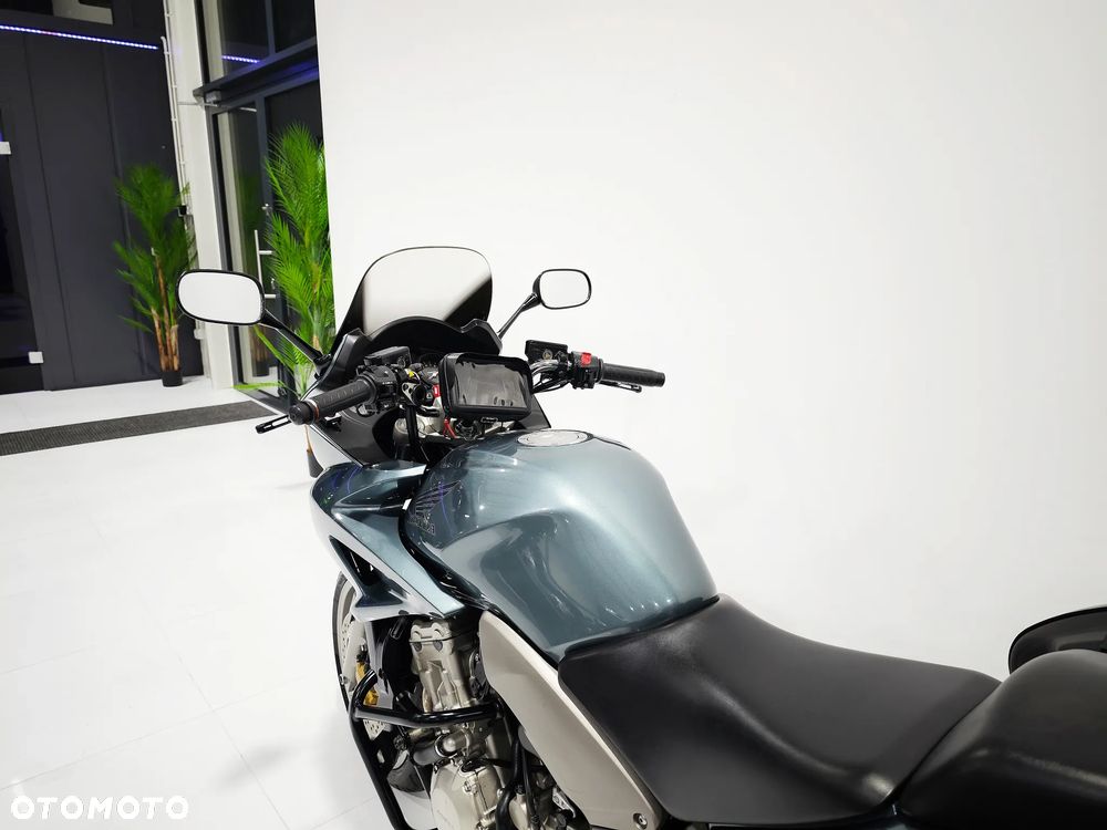 Honda CBF - 18