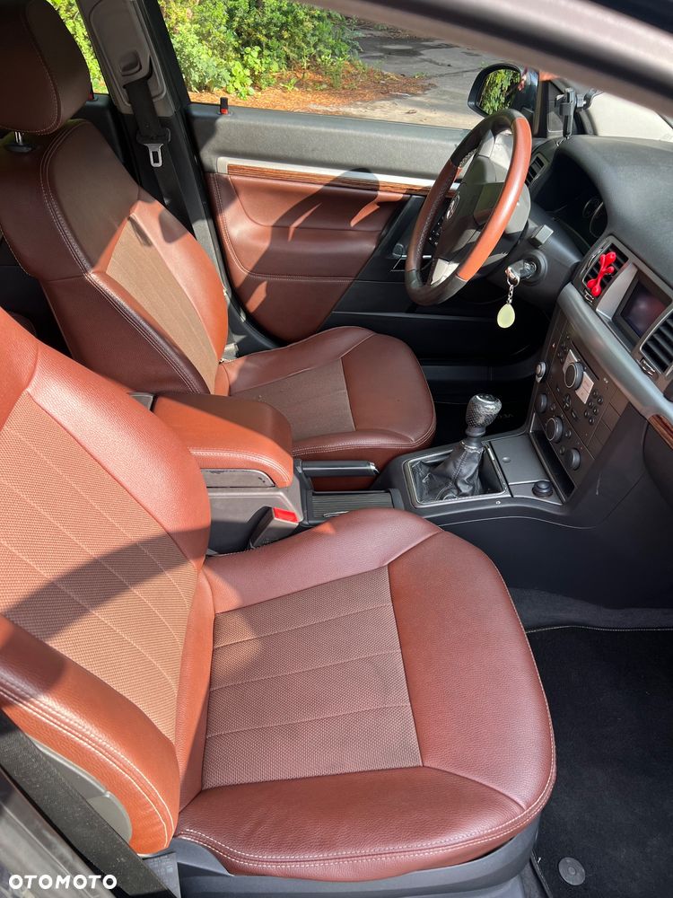 Opel Vectra 1.9 CDTI Elegance - 18
