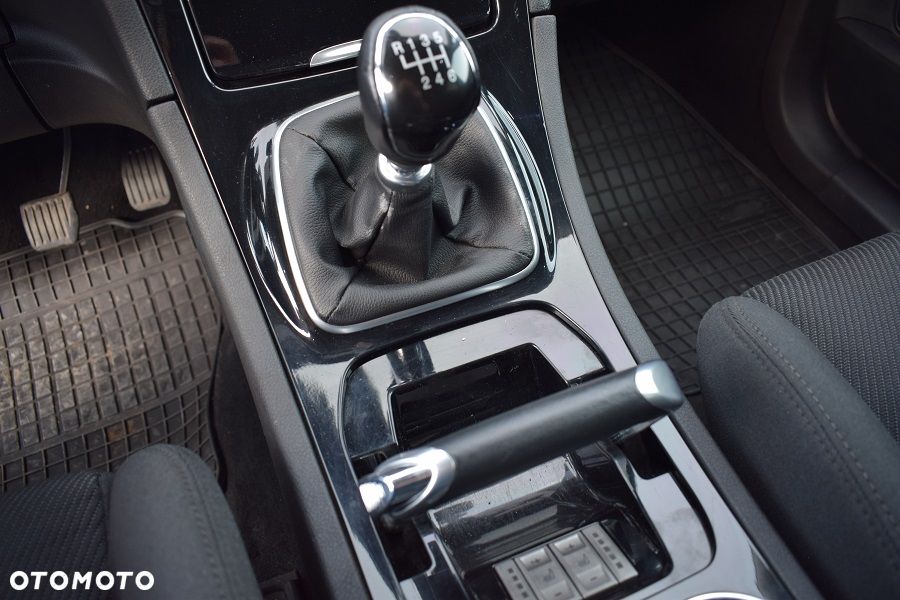 Ford S-Max 2.0 TDCi DPF Ambiente - 14