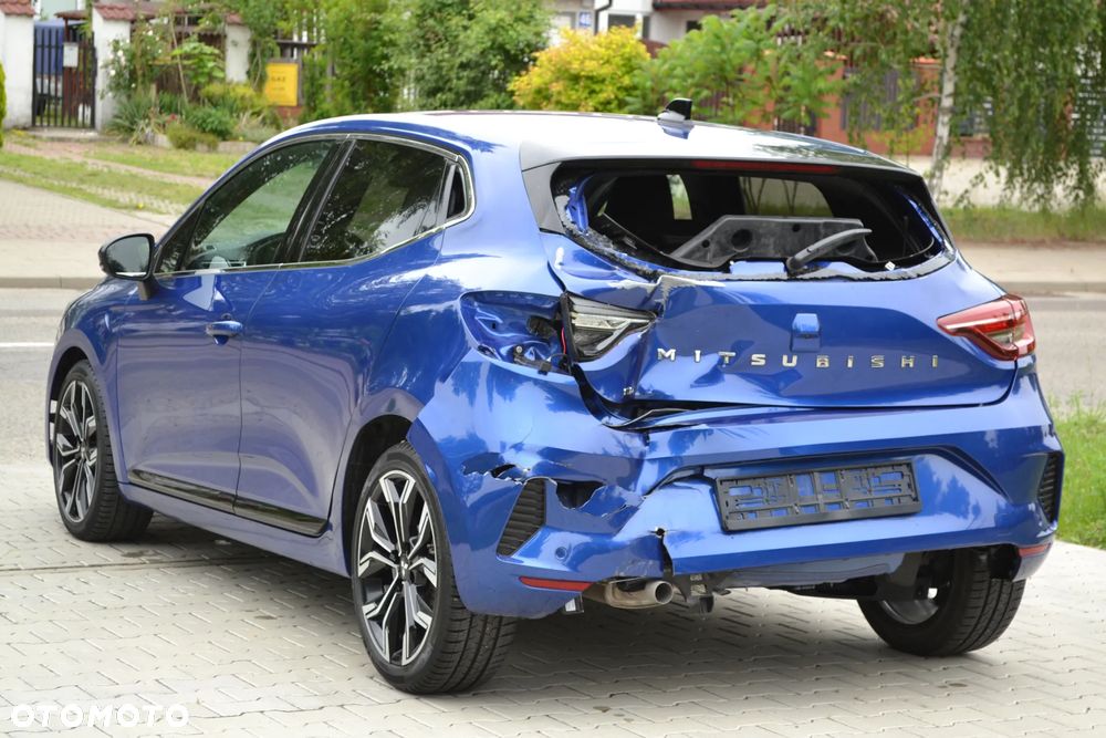 Mitsubishi Colt - 12