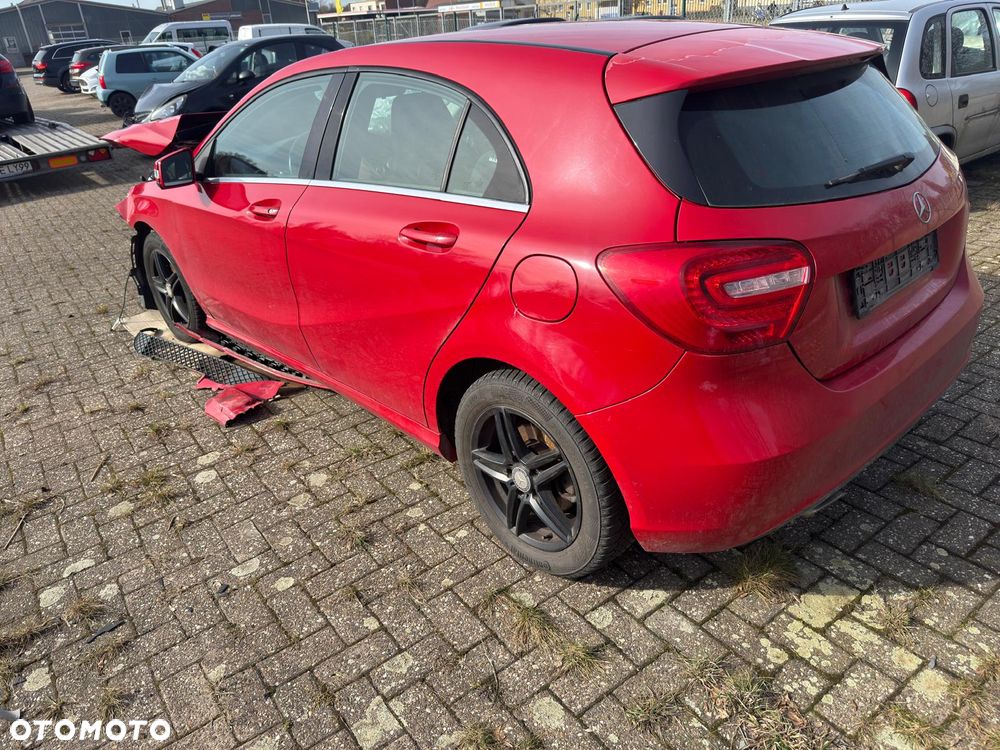 Mercedesbenz Klasa A 180 2013