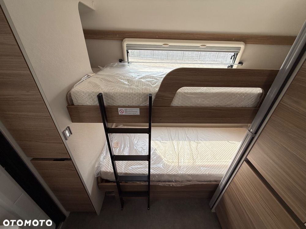 Dethleffs Nomad 560 FMK - 13