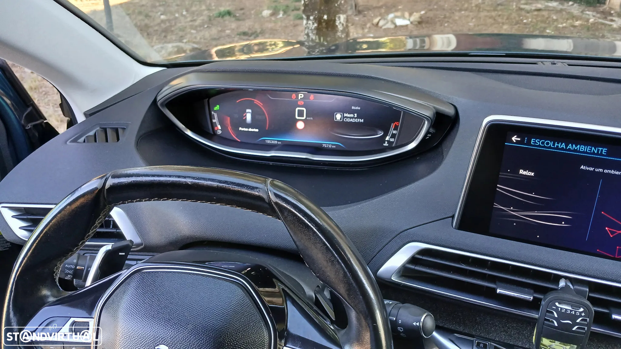 Peugeot 5008 1.6 BlueHDi Allure Grip Control EAT6 - 14