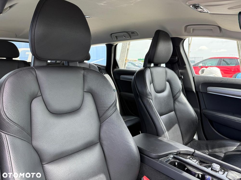 Volvo V90 D3 Momentum - 16