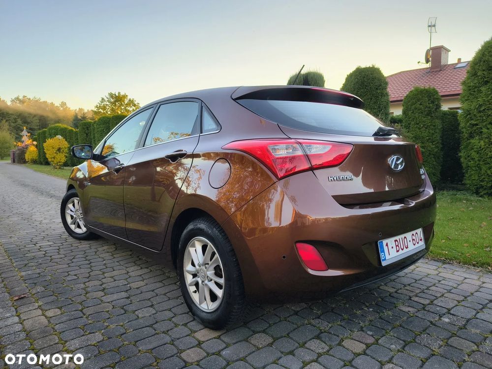 Hyundai i30 1.6 CRDi Style - 26