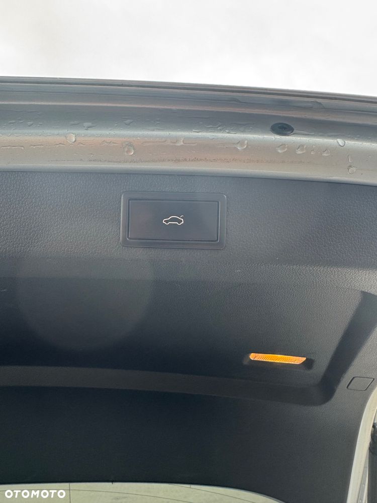 Skoda Superb 1.8 TSI DSG SportLine - 17