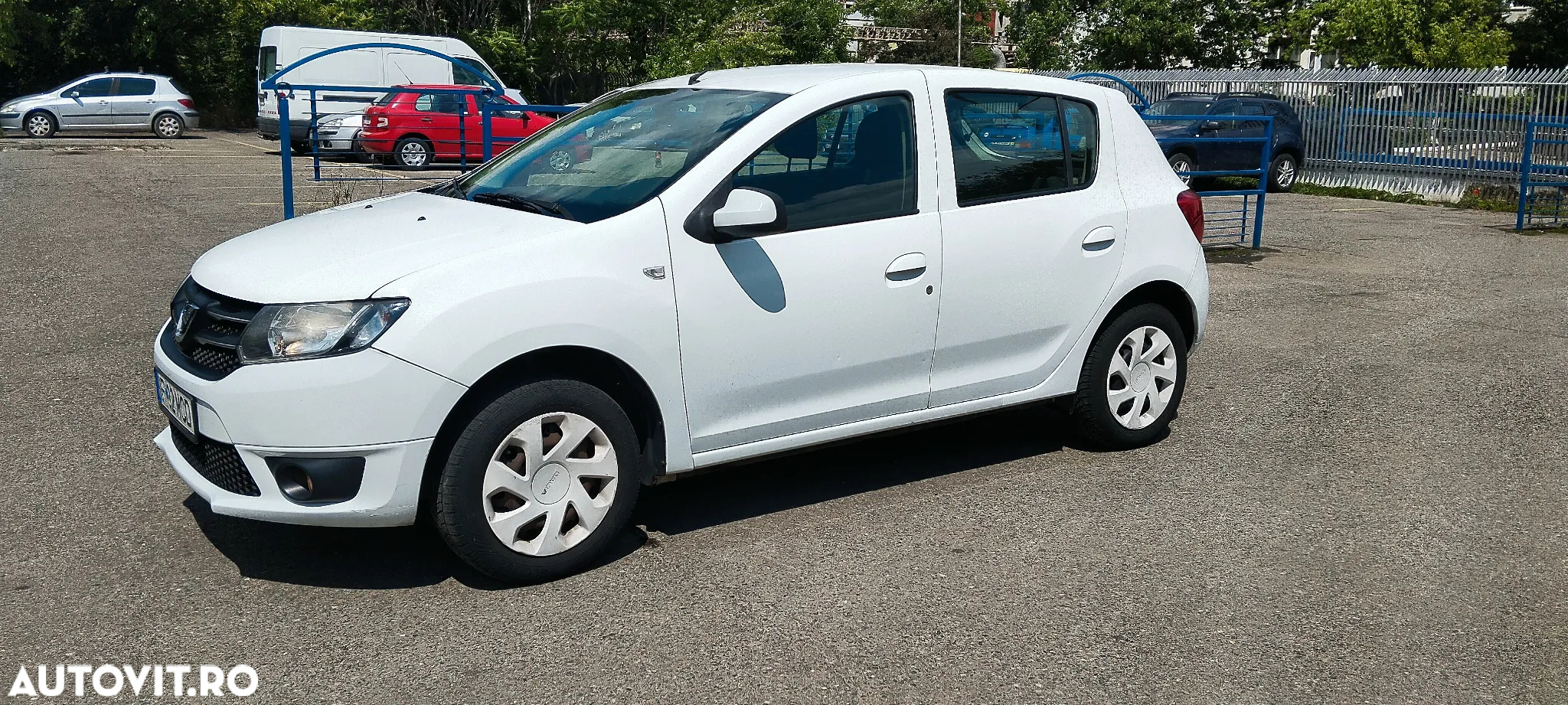Dacia Sandero 1.2 75CP Laureate - 2