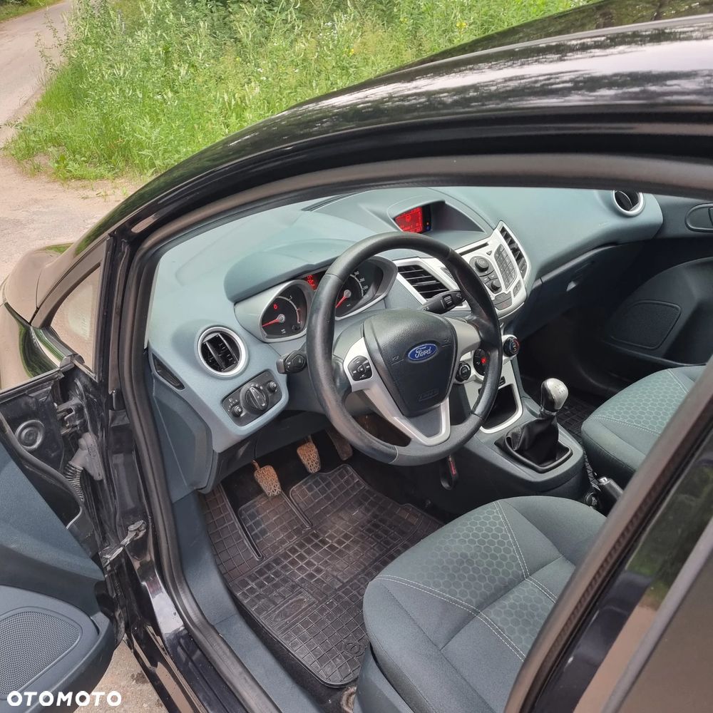 Ford Fiesta 1.25 Titanium - 9