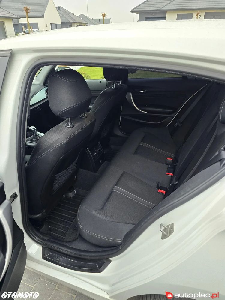 BMW Seria 1 120d Sport Line - 10
