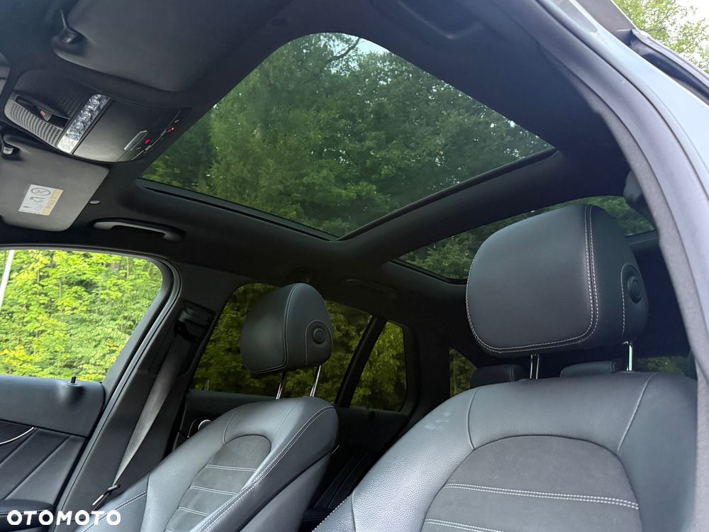 Mercedes-Benz Klasa C 300 d 4MATIC 9G-TRONIC - 11