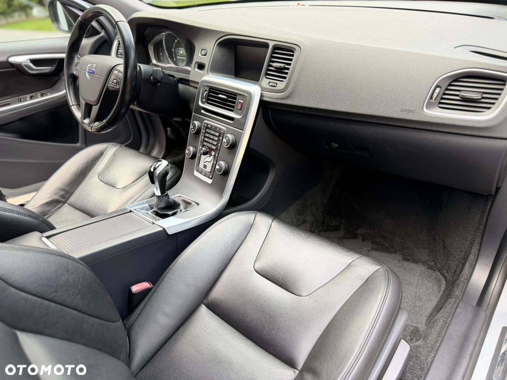 Volvo S60 D4 Momentum - 10