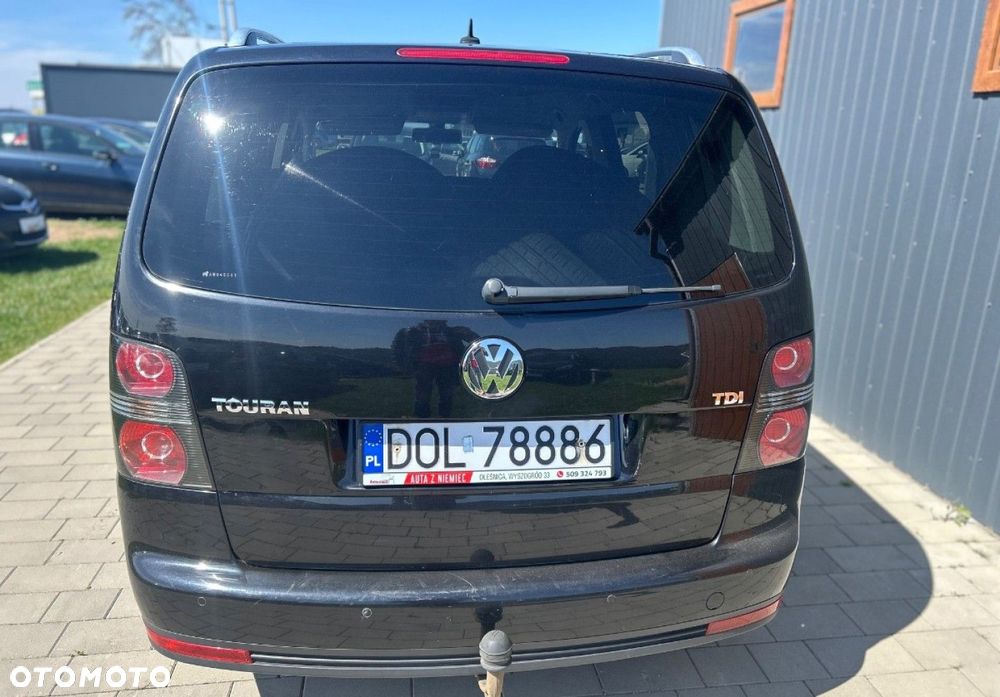 Volkswagen Touran - 6