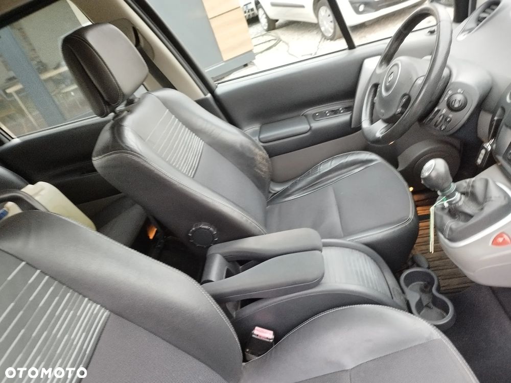 Renault Scenic 1.6 Confort Expression - 28