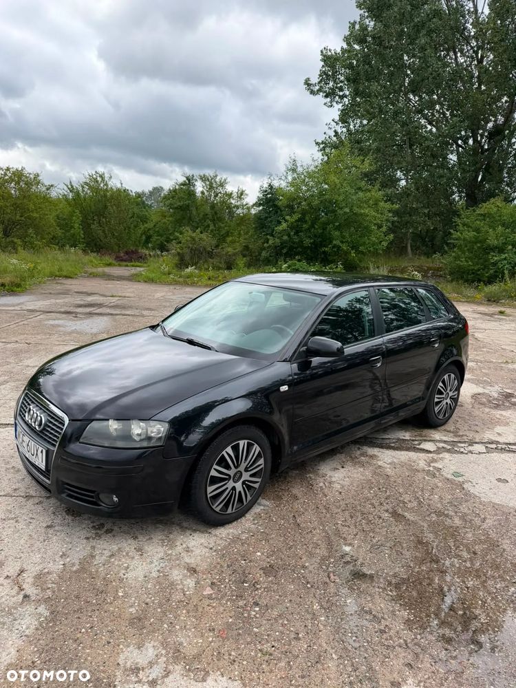 Audi A3 Sportback 1.8 TFSI Attraction S tronic - 1