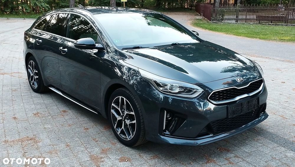 Kia ProCeed 1.6 CRDi SCR GT LINE - 23