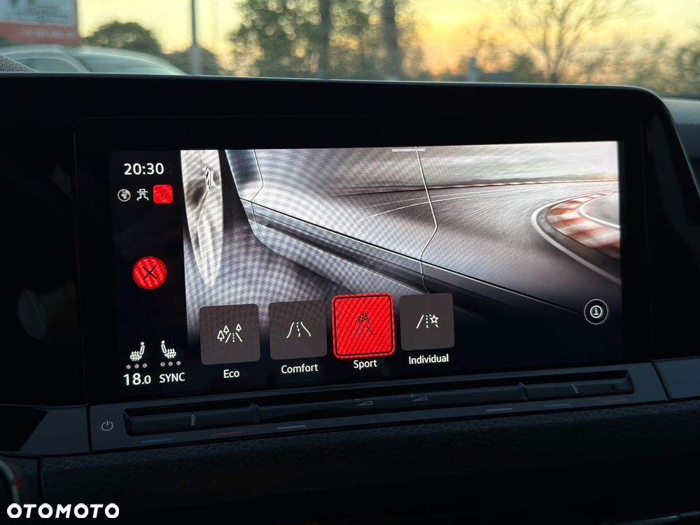 Volkswagen Golf 2.0 TSI GTI DSG - 27