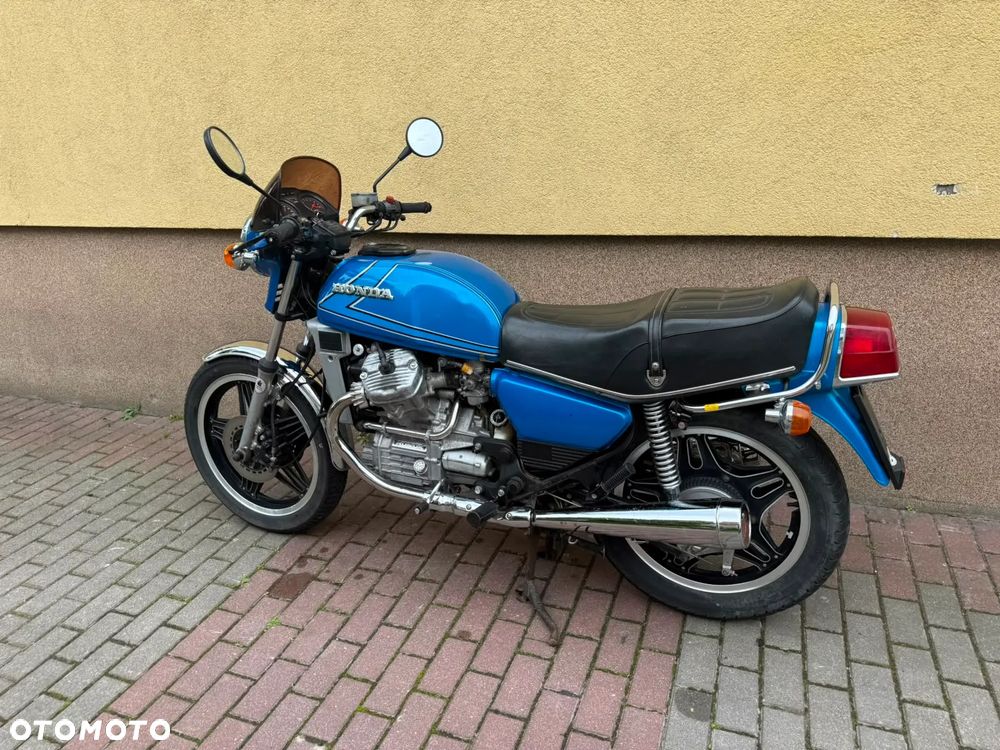 Honda CX - 7