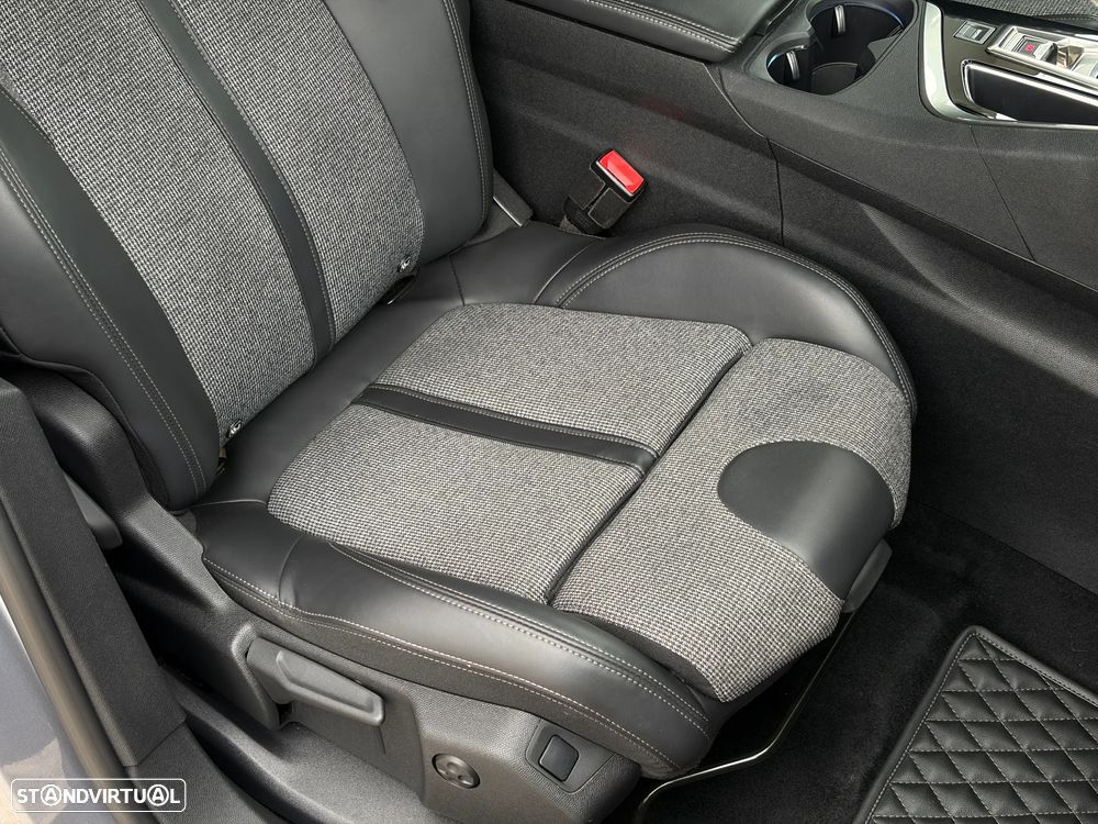 Peugeot 3008 HDi 160 Auto Allure - 47