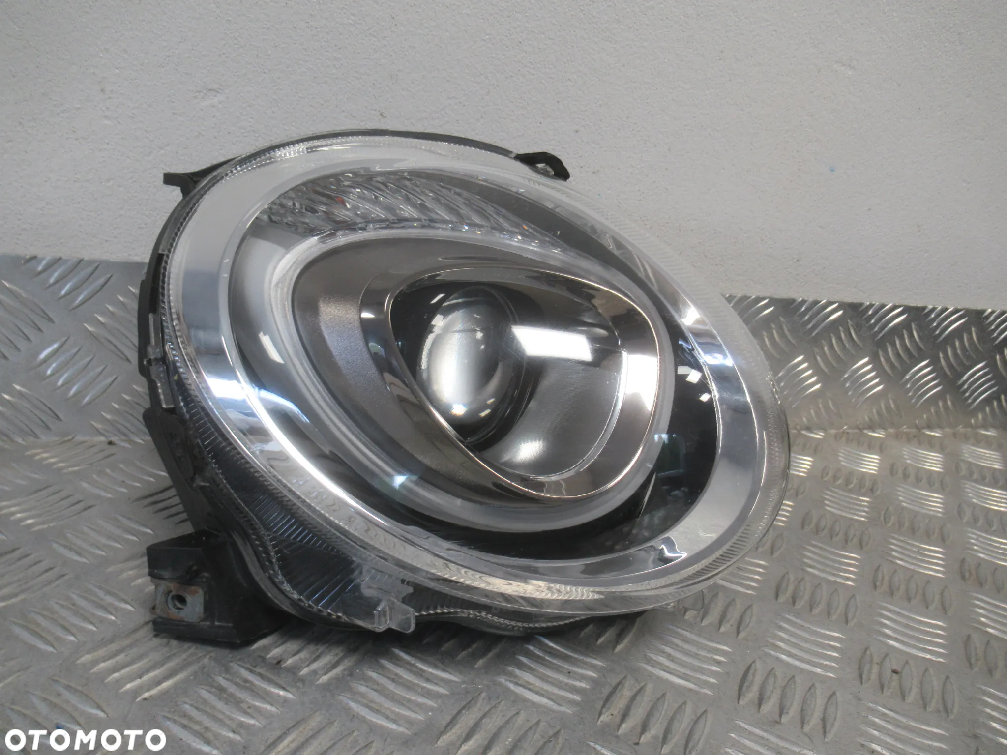 LAMPA PRZEDNIA PRZÓD PRAWA FIAT 500 LIFT 2015-2022 - 2