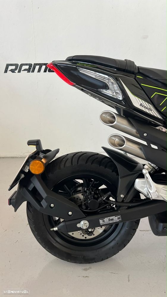 Benelli TNT 125 - 6