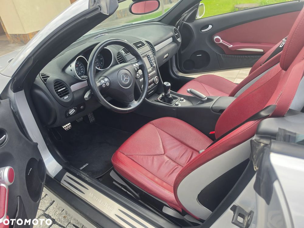 Mercedes-Benz SLK 300 Sport Edition - 4