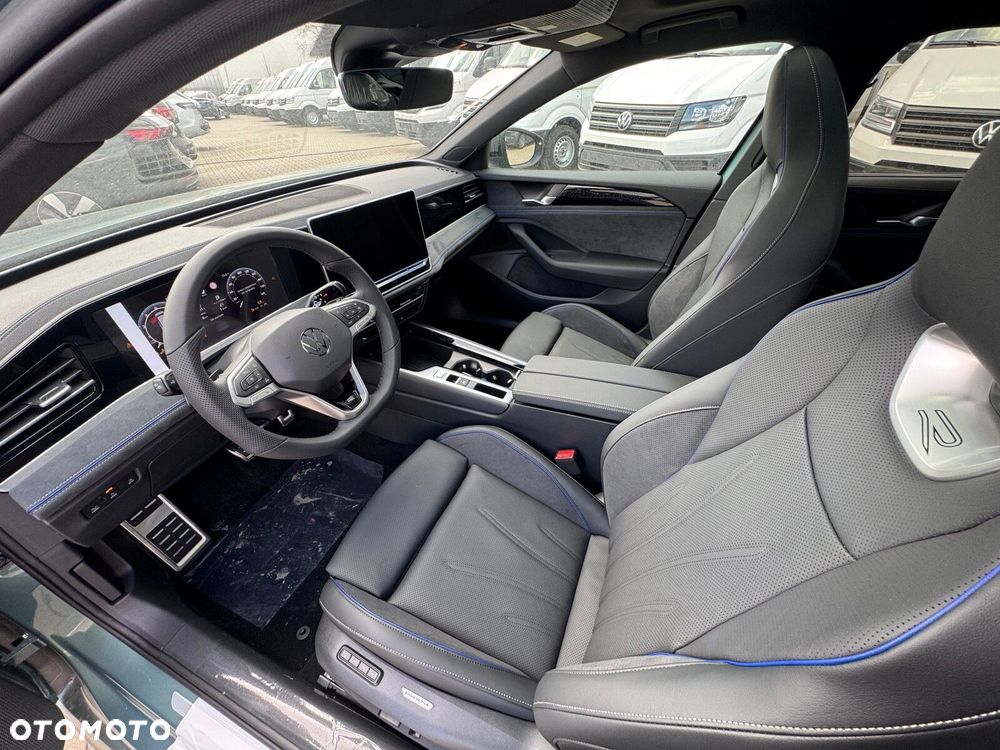 Volkswagen Passat Variant 2.0 TSI 4Mot R-Line Plus DSG - 16