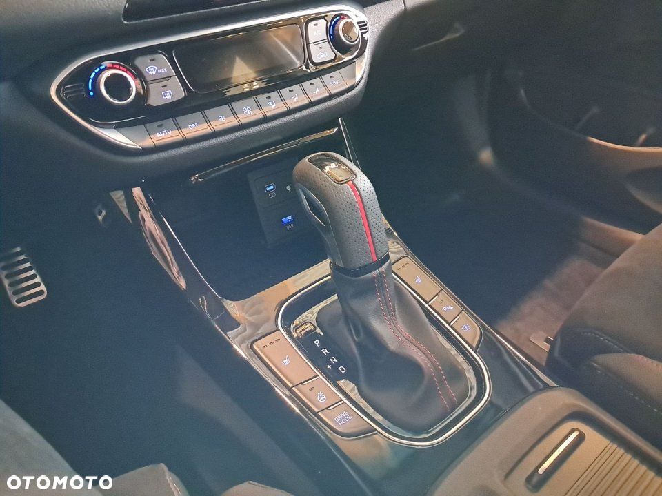 Hyundai i30 - 21