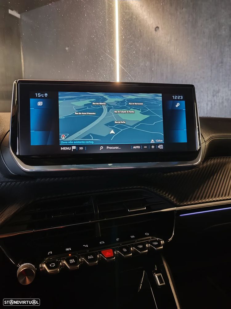 Peugeot 2008 1.5 BlueHDi GT EAT8 - 16