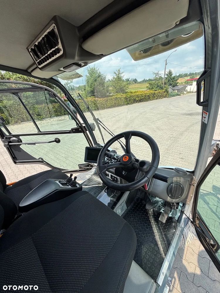 Schmidt AUSA B200H - 9