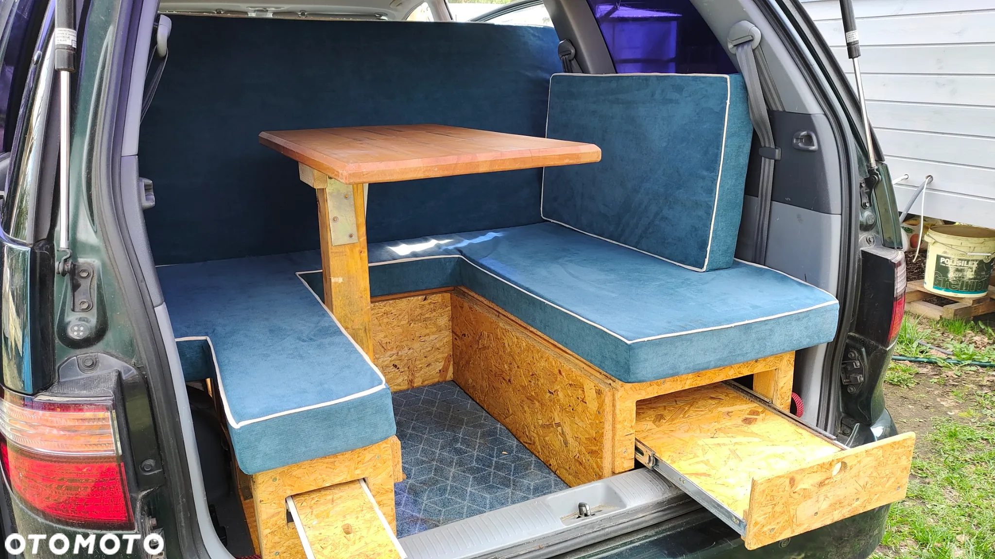 Toyota Previa D-4D Executive - 10