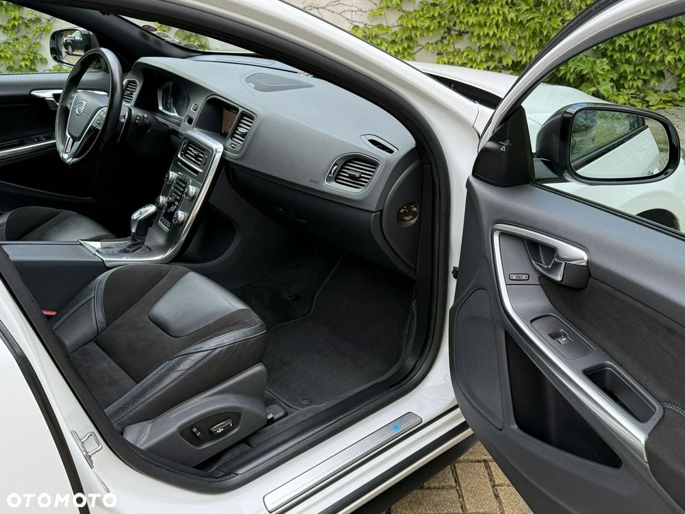 Volvo V60 T6 AWD Polestar - 23
