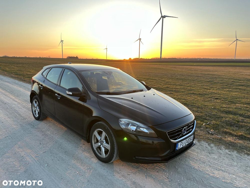 Volvo V40 - 2