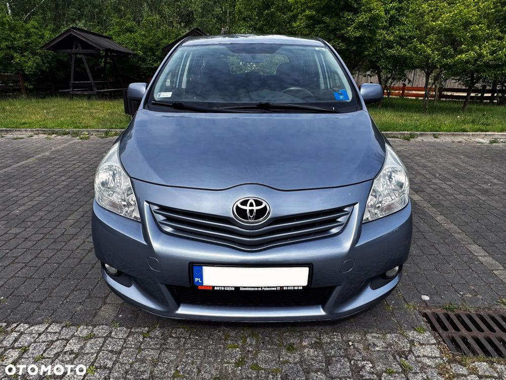 Toyota Verso 2.0 D-4D - 12