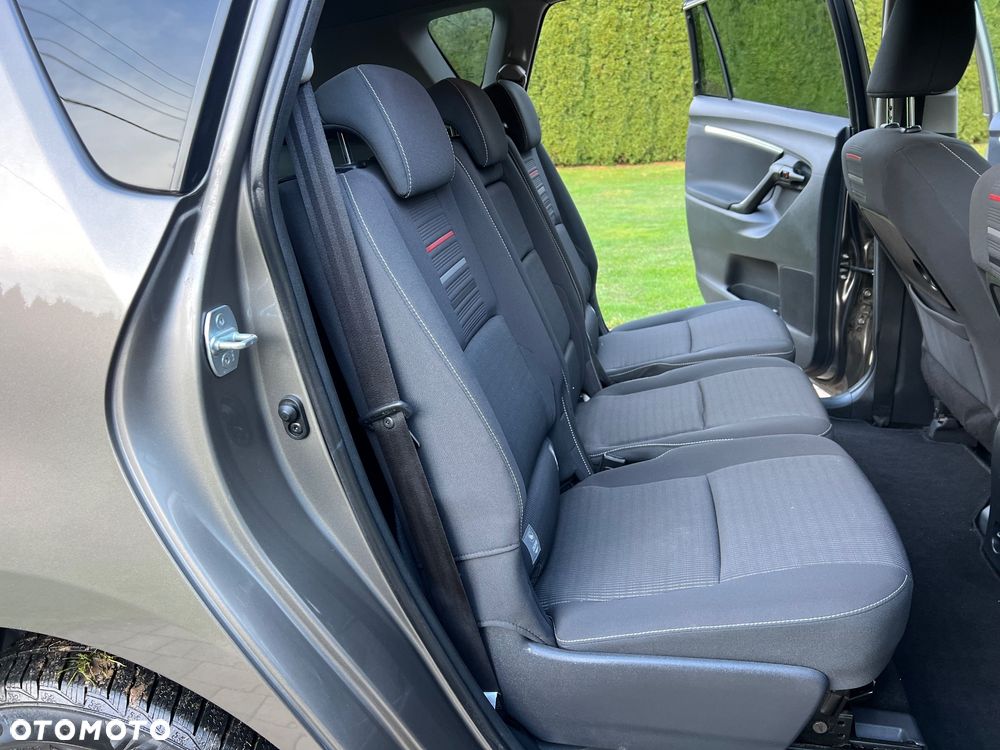 Toyota Verso 1.8 Premium EU5 MS - 25