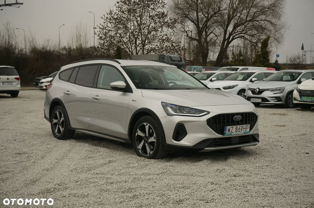 Ford Focus 2024 photo 4