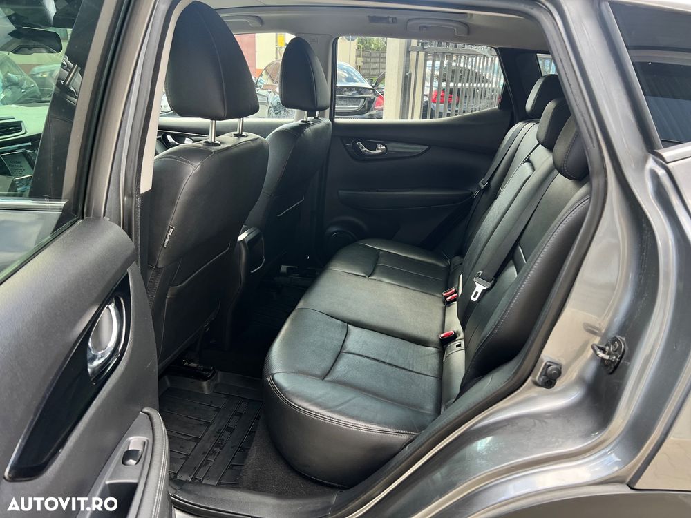 Nissan Qashqai 1.6 DCI Start/Stop 4X4-i Tekna - 12