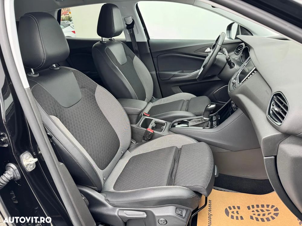 Opel Grandland X - 18